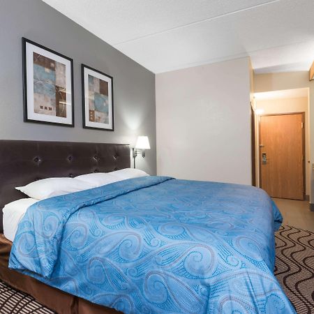 Hotel Super 8 By Wyndham Mars/Cranberry/Pittsburgh Area Cranberry Township Exterior foto