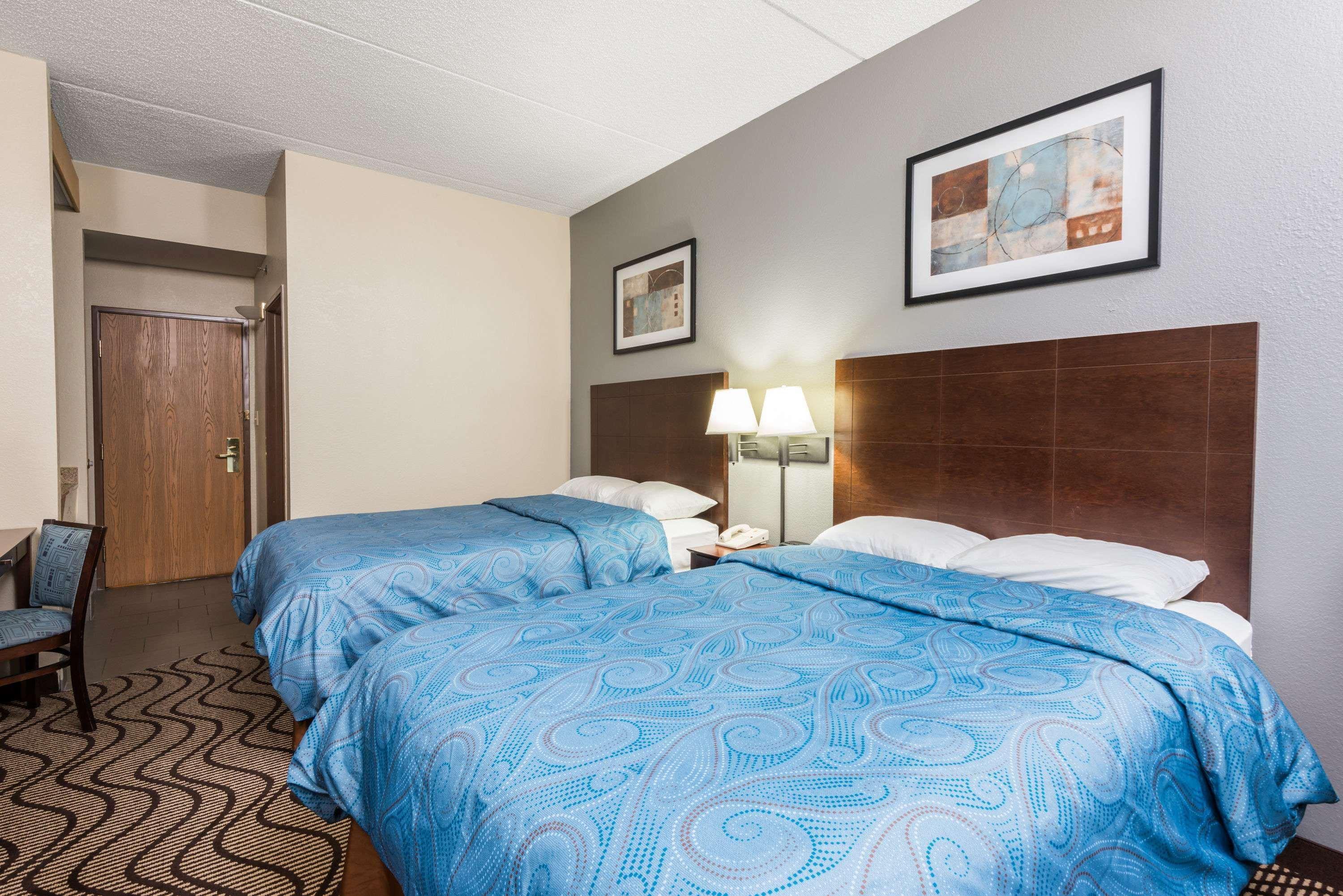 Hotel Super 8 By Wyndham Mars/Cranberry/Pittsburgh Area Cranberry Township Exterior foto