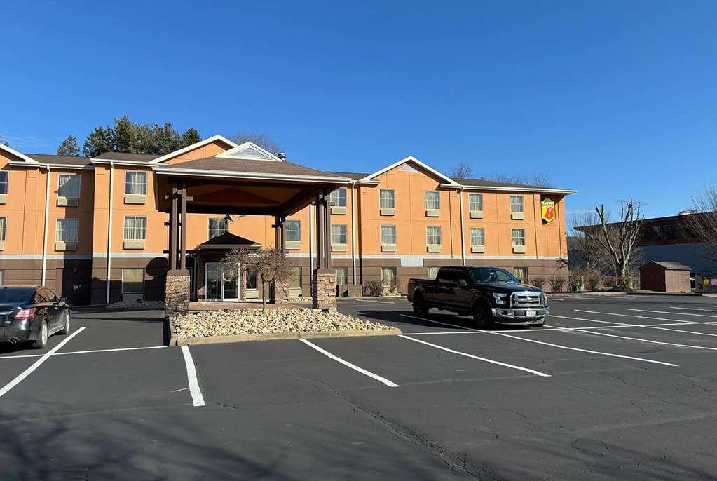 Hotel Super 8 By Wyndham Mars/Cranberry/Pittsburgh Area Cranberry Township Exterior foto